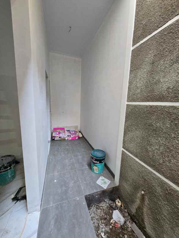 jual rumah baru meruya selatan jak bar