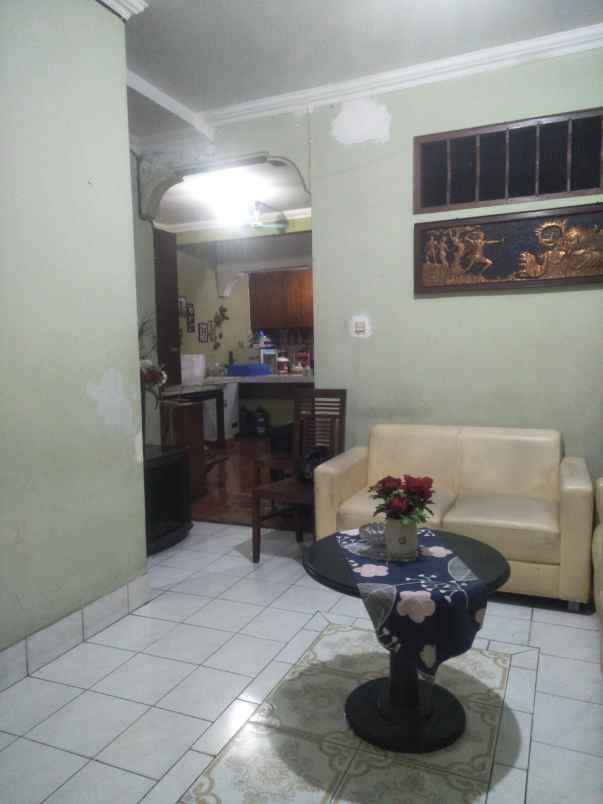 jual rumah second di bsd griyaloka