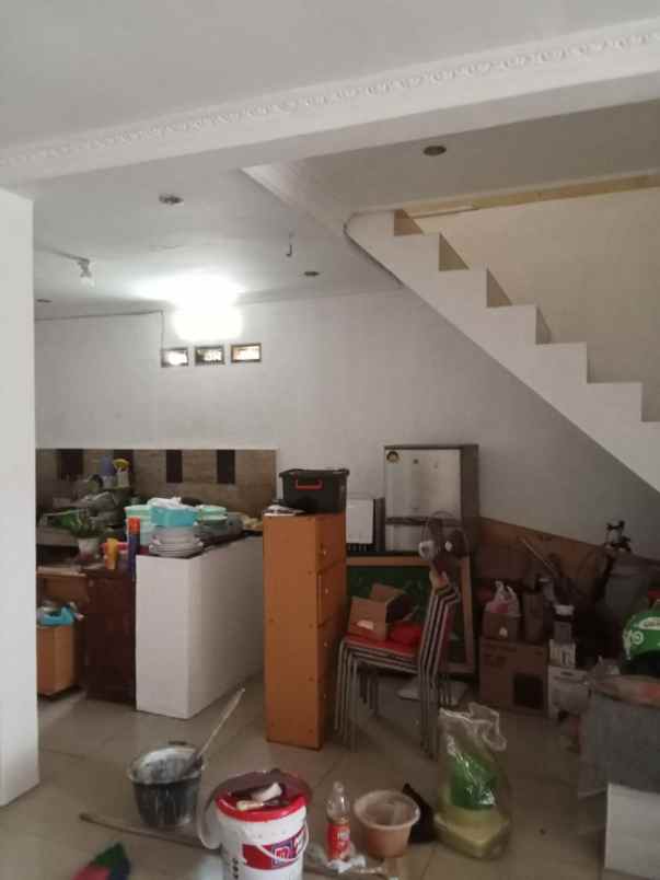 jual rumah siap huni cisaranten arcamanik