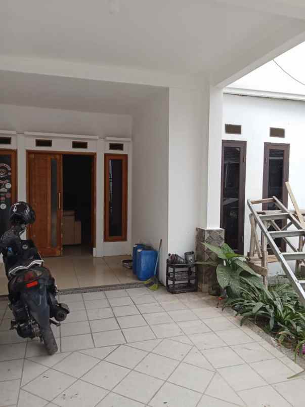 jual rumah siap huni cisaranten arcamanik