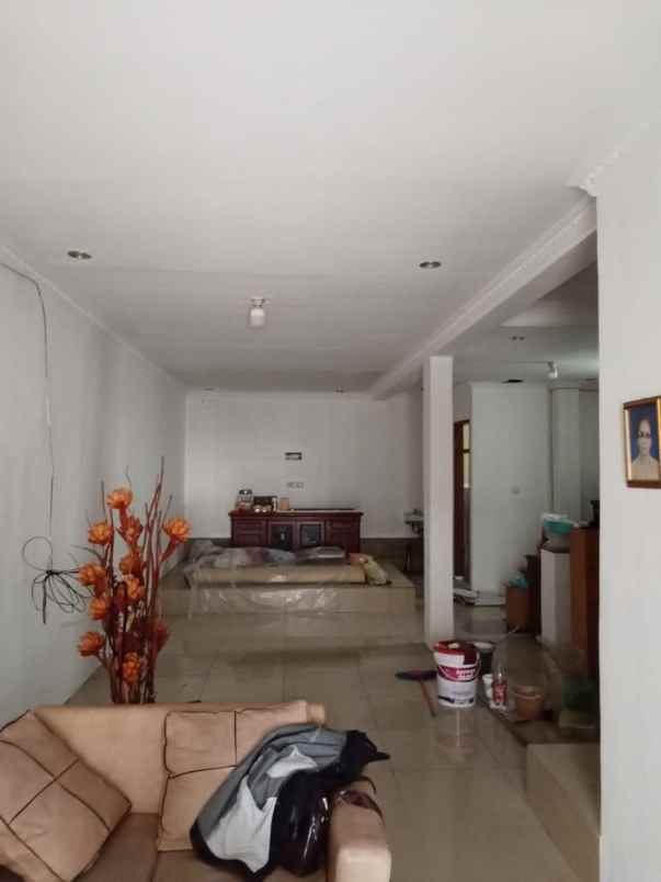 jual rumah siap huni cisaranten arcamanik