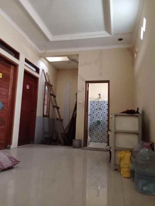 jual rumah siap huni cisaranten arcamanik