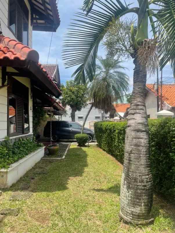 jual rumah tinggal luas dan strategis di pondok ranji