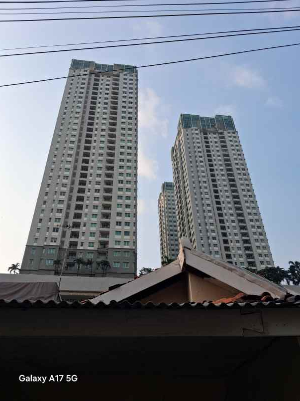 jual rumah tua di tanah abang