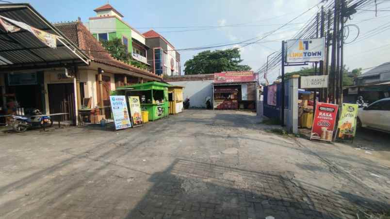 komplek kios sampangan semarang