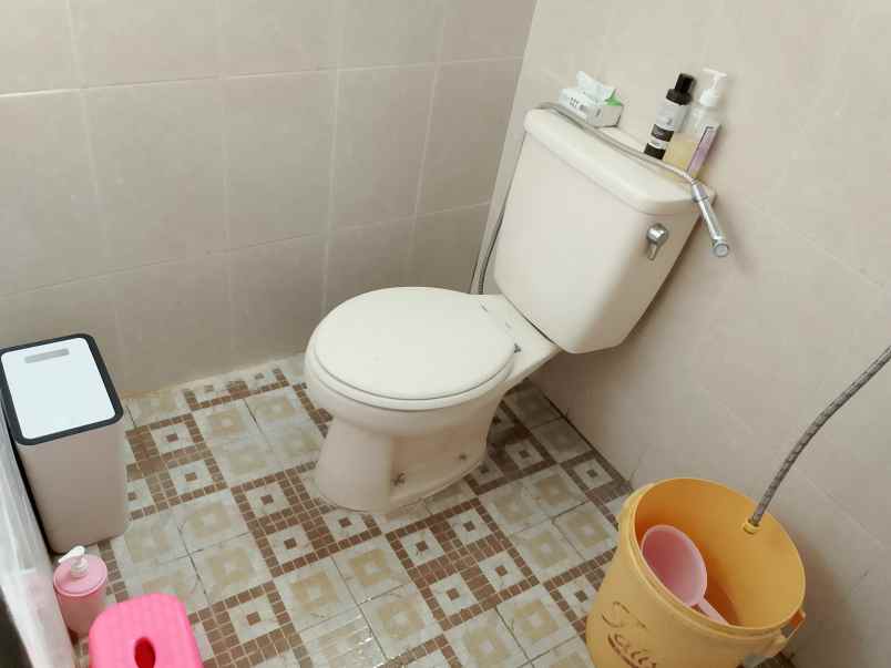 kost putri dekat pasar godean