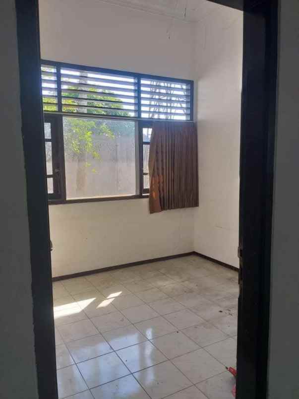 pabrik rokok luas dan strategis di wagir kota malang