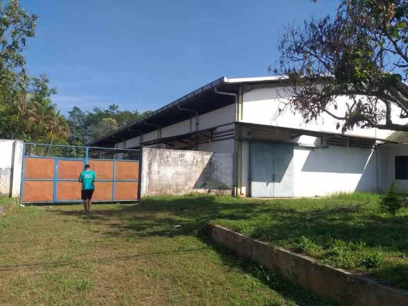 pabrik rokok luas dan strategis di wagir kota malang