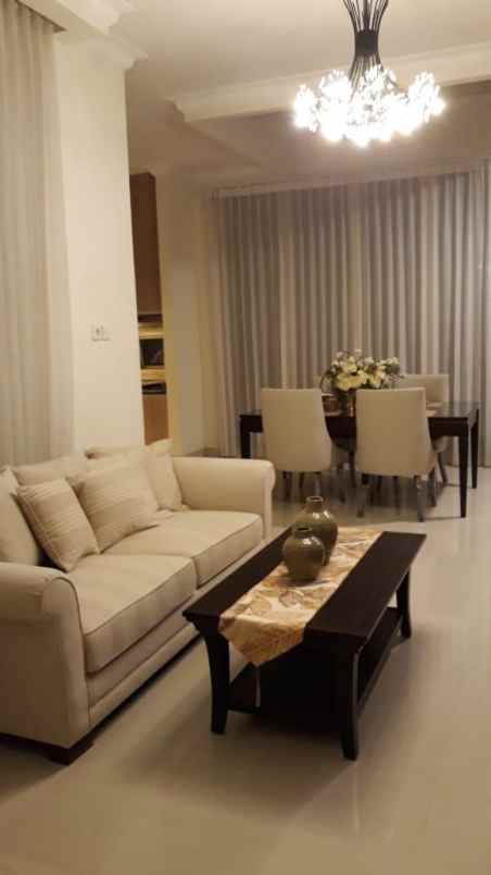 pakuwon city furnished baru siap huni dekat mall