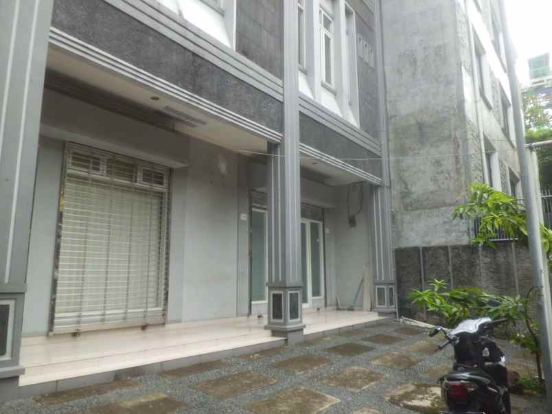 ruko 2 lantai dekat ke jl fatmawati raya 165 jt thn