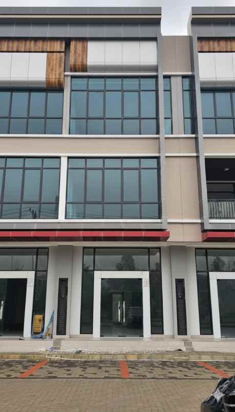 ruko crystal 3lt 5x15 75m sumbek summarecon bekasi