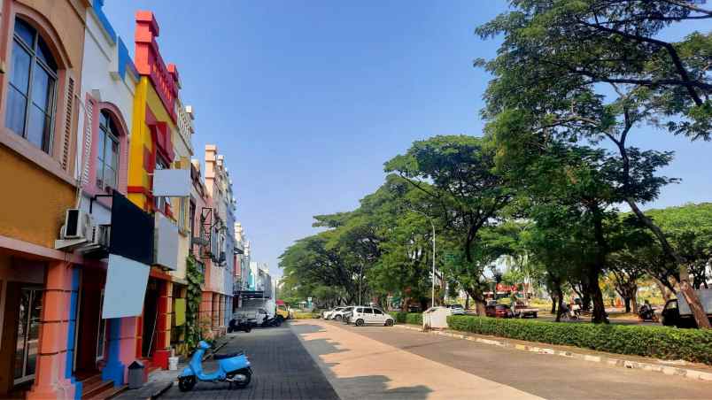 ruko depan boulevard 30 detik ke pemda bekasi