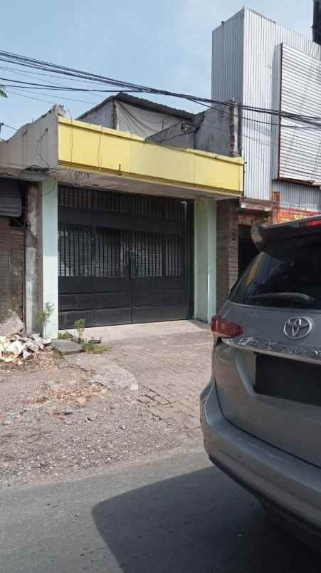 ruko manyar kertoarjo strategis