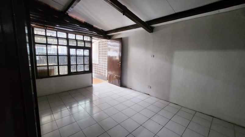 rumah 10 kamar siap huni sayap bkr bandung