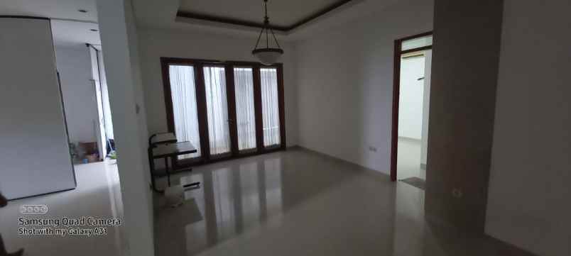rumah 2 lantai di mutiara fatmawati residence
