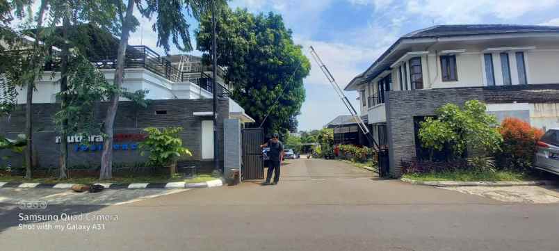 rumah 2 lantai di mutiara fatmawati residence