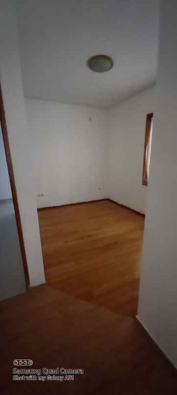 rumah 2 lantai di mutiara fatmawati residence