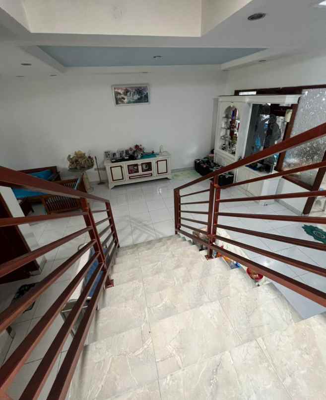 rumah 2 lantai di pakuan 2 kota bogor