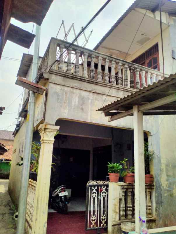 rumah 2 lantai pasar rebo jakarta timur