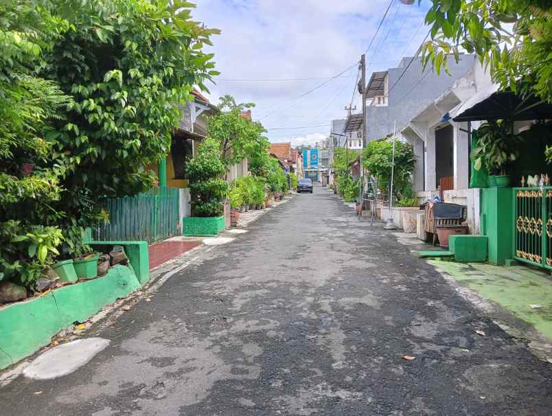 rumah 2 lantai selangkah sambiroto raya