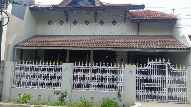 rumah 2 lantai siap huni di tlogosari cocok kos mess