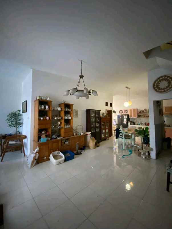 rumah 2 lt radar auri depok