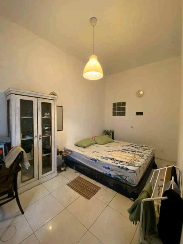 rumah 2 lt radar auri depok