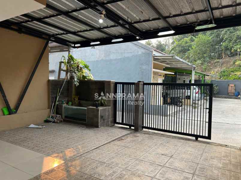 rumah apik terawat dalam cluster di pasir putih depok