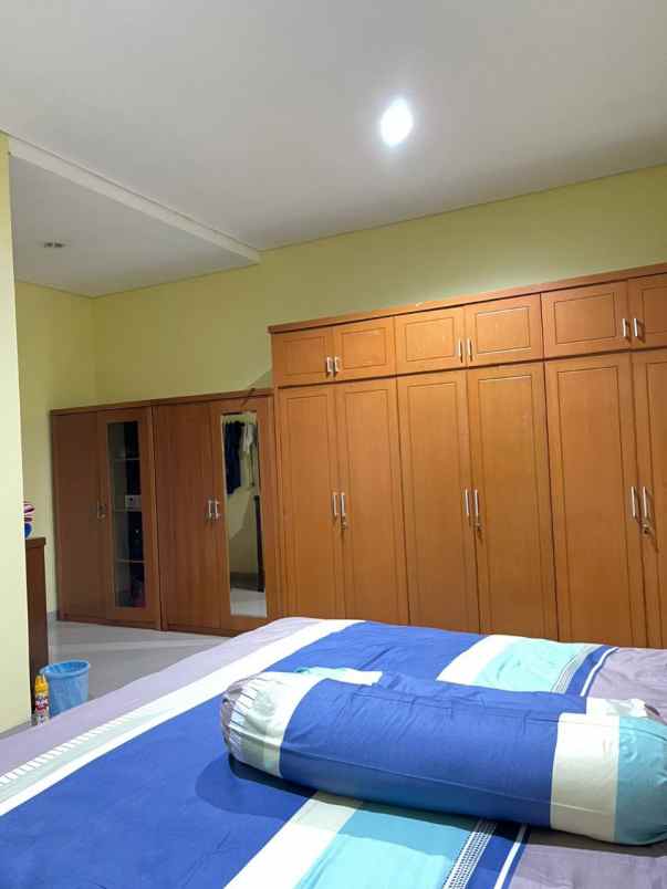 rumah bagus 2 lantai siap huni dikoja jakarta utara