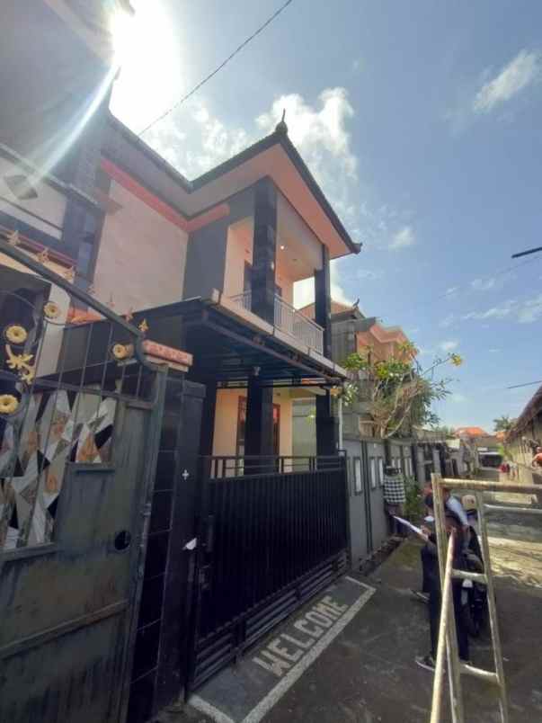 rumah bagus dan strategis di denpasar selatan