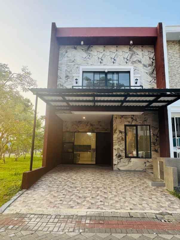 rumah baru gress harga terjangkau pakuwon city