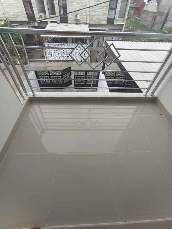rumah baru lantai 2 cisaranten kulon bandung timur