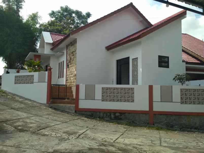 rumah baru siap huni dengan tipe besar