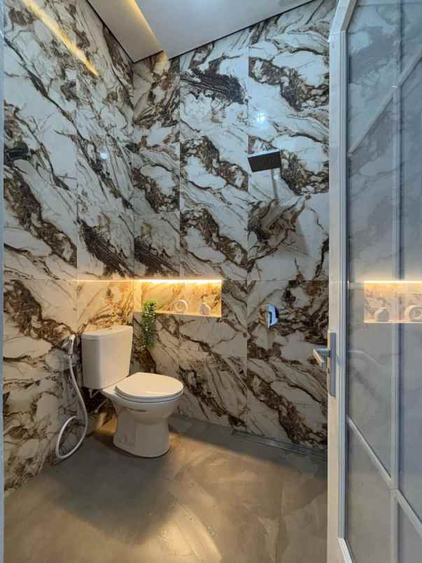 rumah baru siap huni lokasi sukun malang