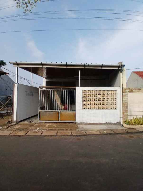 rumah baru strategis di pitara pancoran mas depok