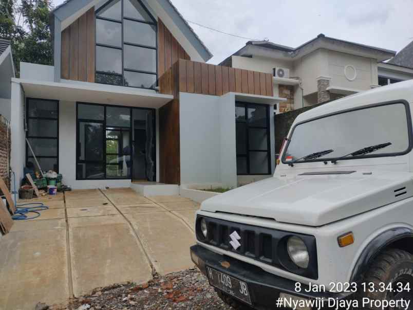 rumah cantik desain modern shm ready bisa kpr