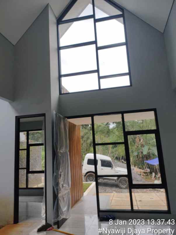 rumah cantik desain modern shm ready bisa kpr