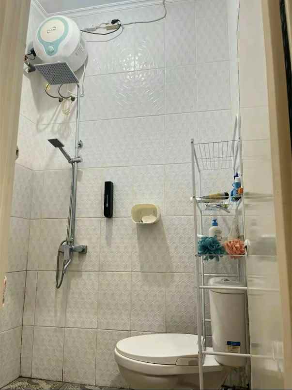 rumah cantik di tapos depok