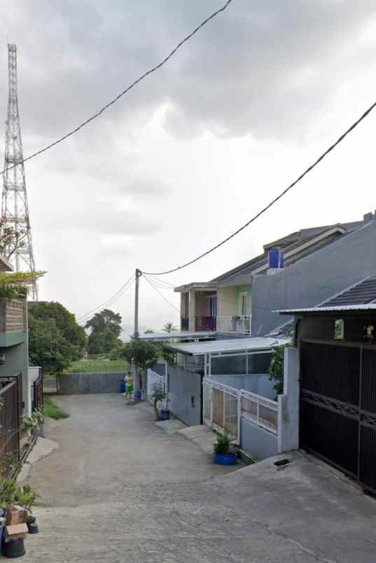 rumah cihanjuang kec parongpong