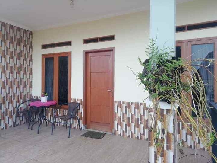 rumah cikoneng