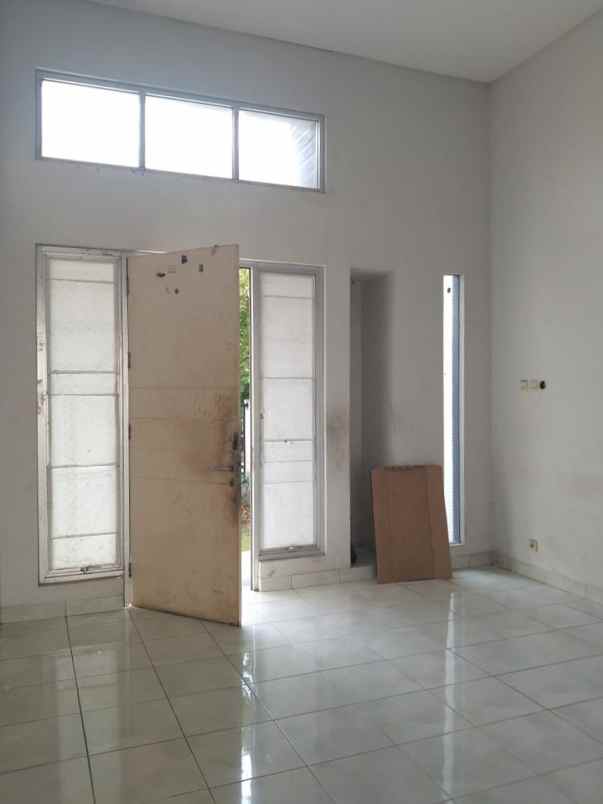 rumah cluster ifolia kota harapan indah bekasi