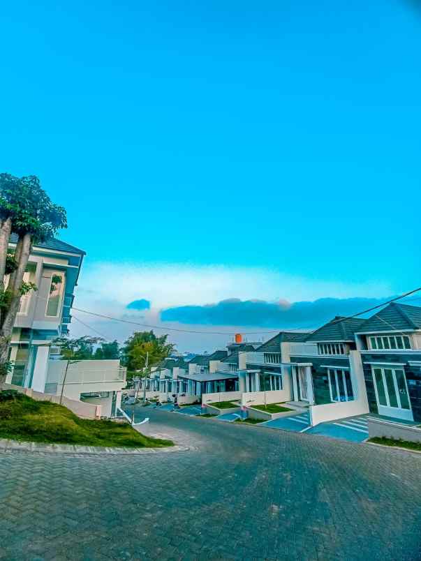 rumah cluster modern lokasi strategis di dau malang