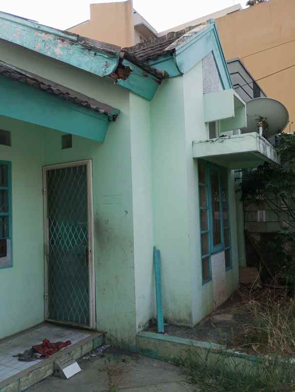 rumah dekat pintu tol parigi