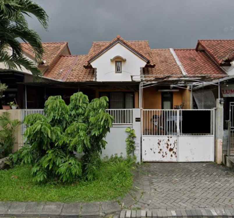 rumah di jual lokasi tpr citraland surabaya