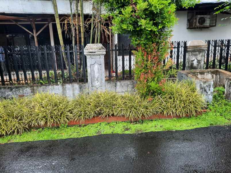 rumah dijual cepat komplek dpr pribadi joglo tp