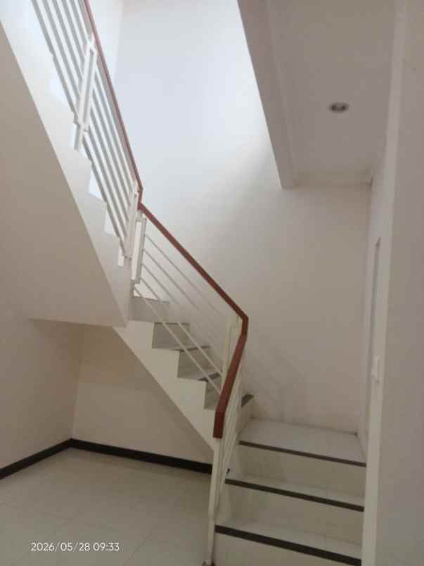 rumah dijual cibubur country cikeas 2 lantai siap huni