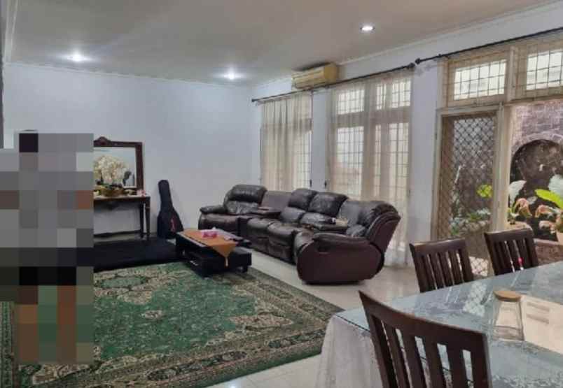 rumah dijual nyaman lokasi di cinere depok