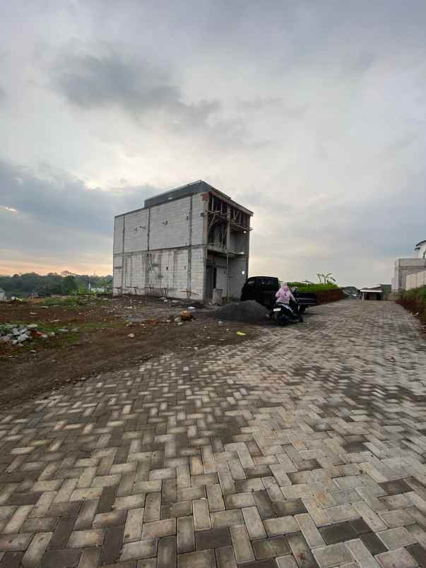 rumah ekslusif felicity mangunharjo tembalang