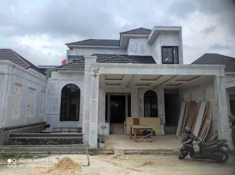 rumah elit di jl lobak pekanbaru