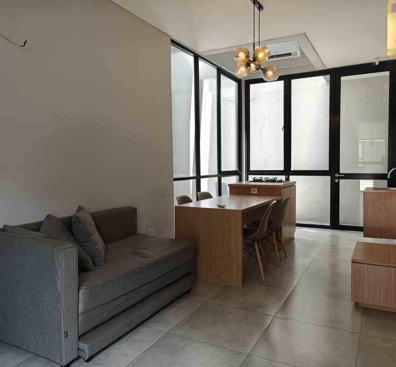 rumah full furnished di cluster grand wisata bekasi